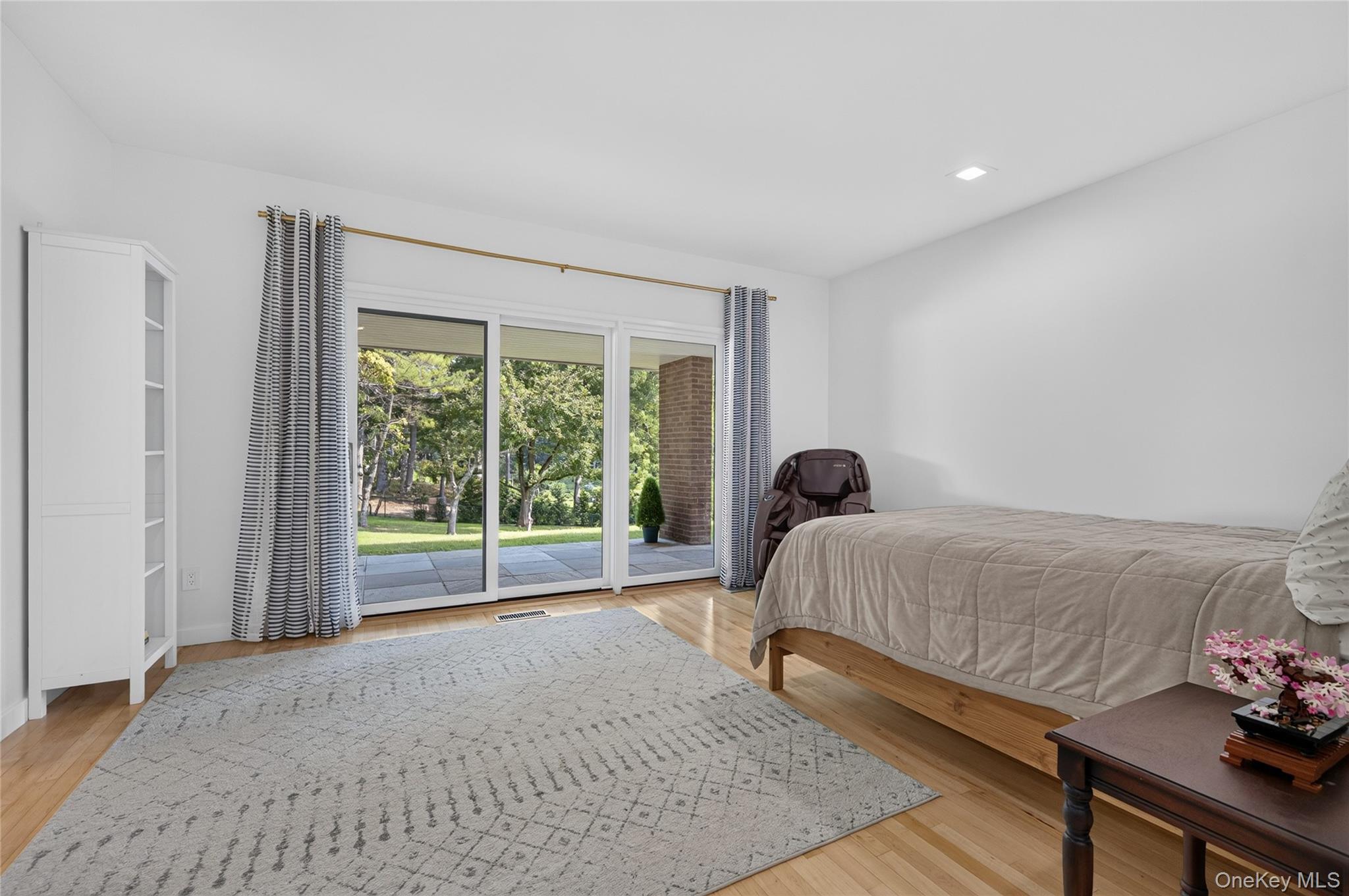 235 Cleft Road – For Sale photo 39