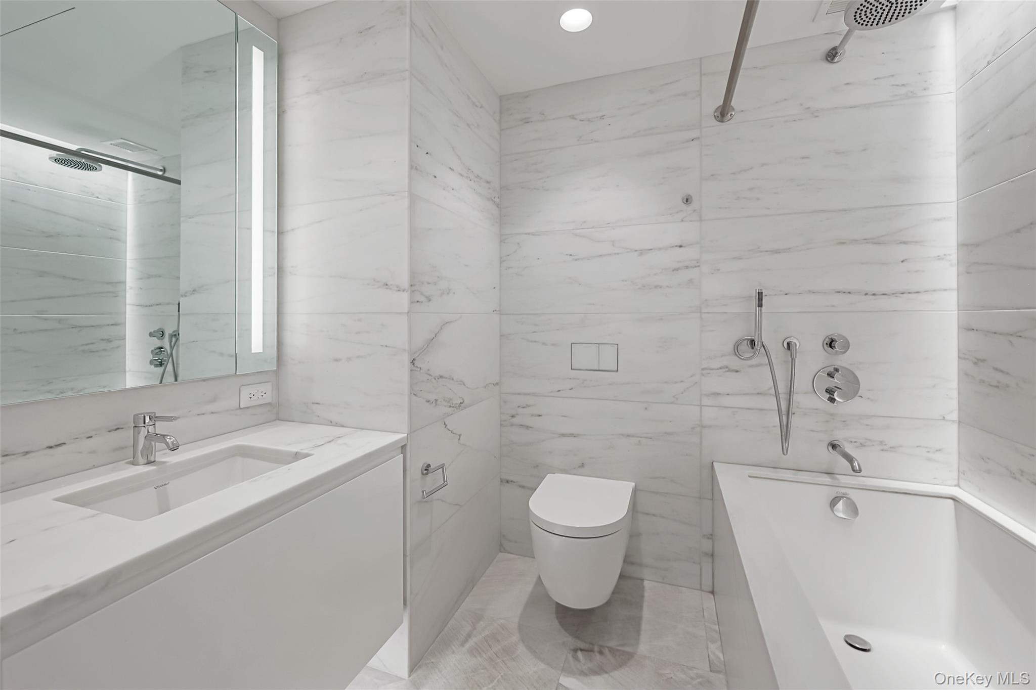 685 1st Avenue, Unit 31F photo 18