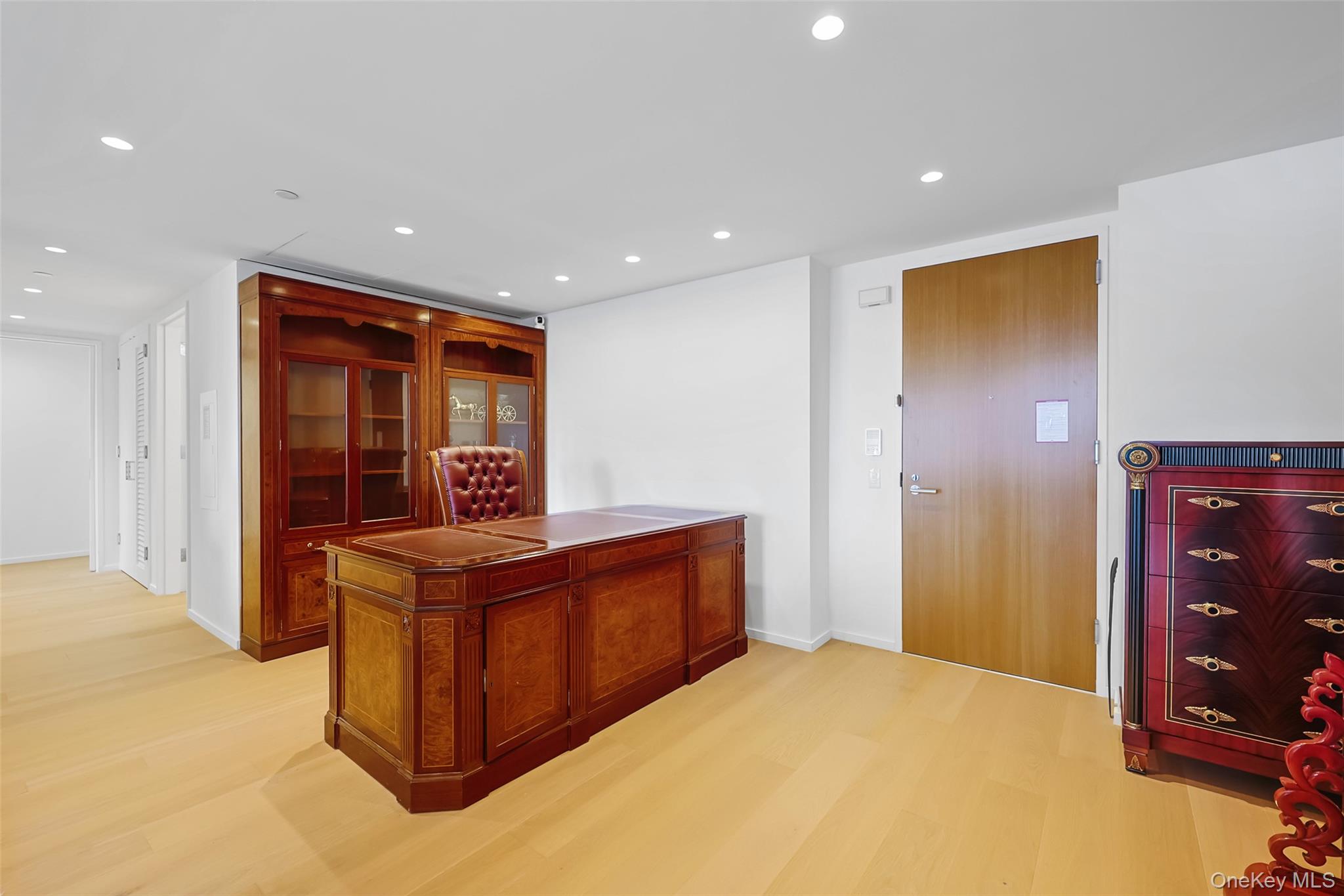 685 1st Avenue, Unit 31F photo 2