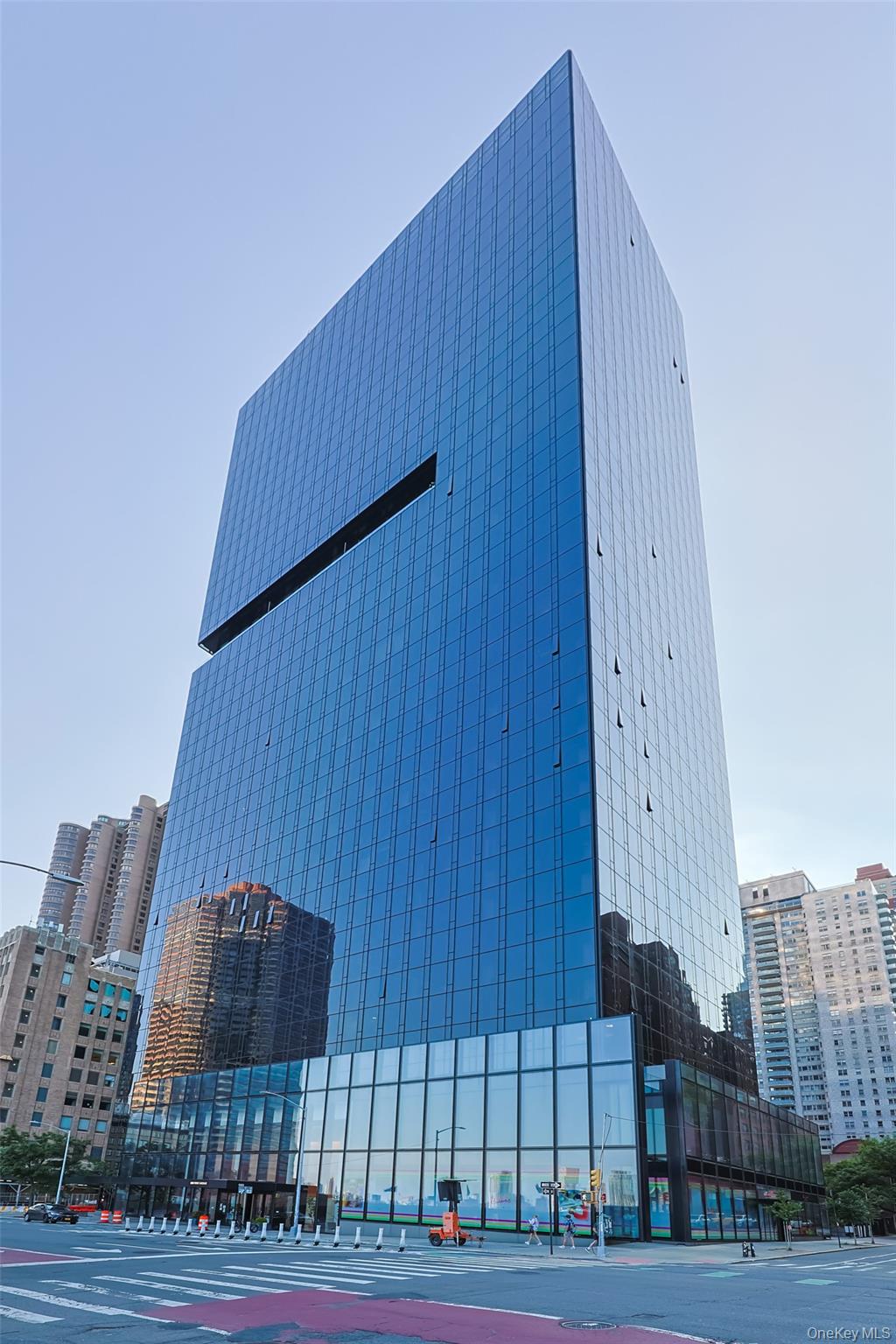 685 1st Avenue, Unit 31F