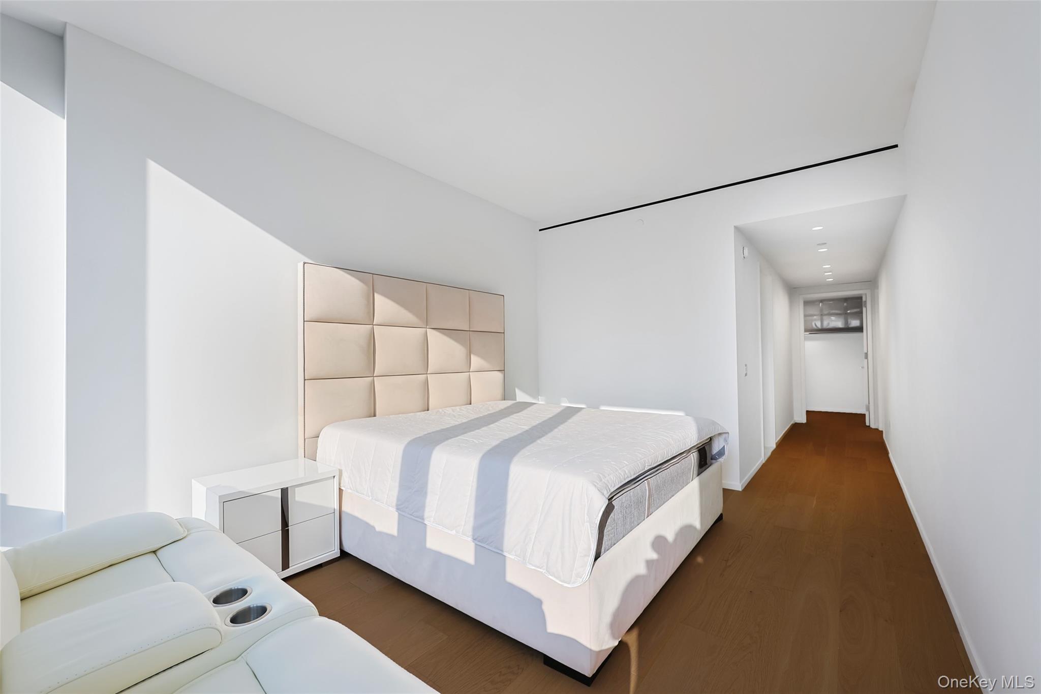 685 1st Avenue, Unit 31F photo 11