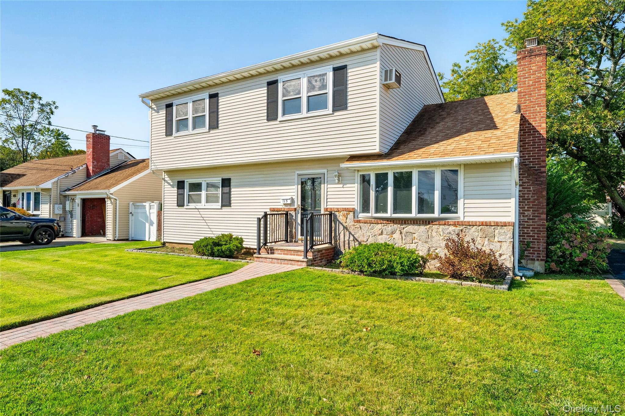 115 Kuhl Avenue – For Sale photo 2