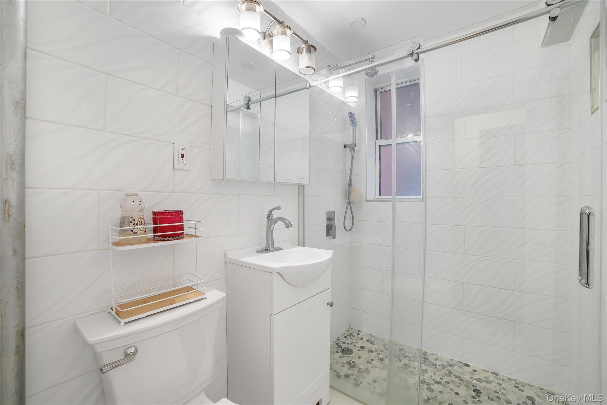 2750 Olinville Avenue, Unit 1K photo 15