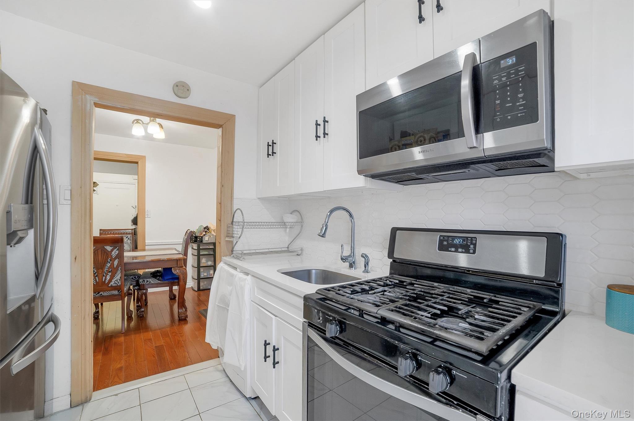 2750 Olinville Avenue, Unit 1K photo 10
