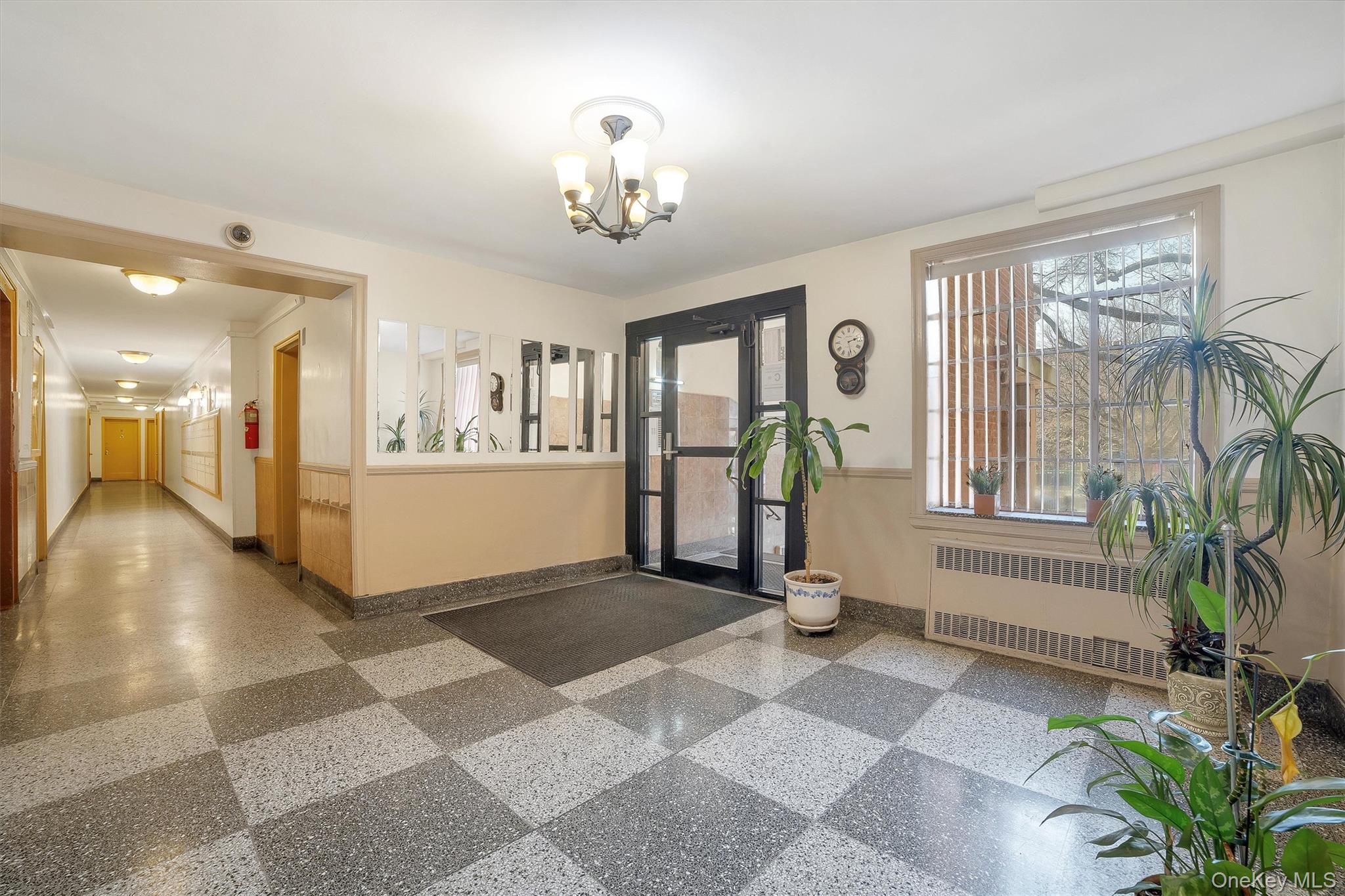 2750 Olinville Avenue, Unit 1K photo 2