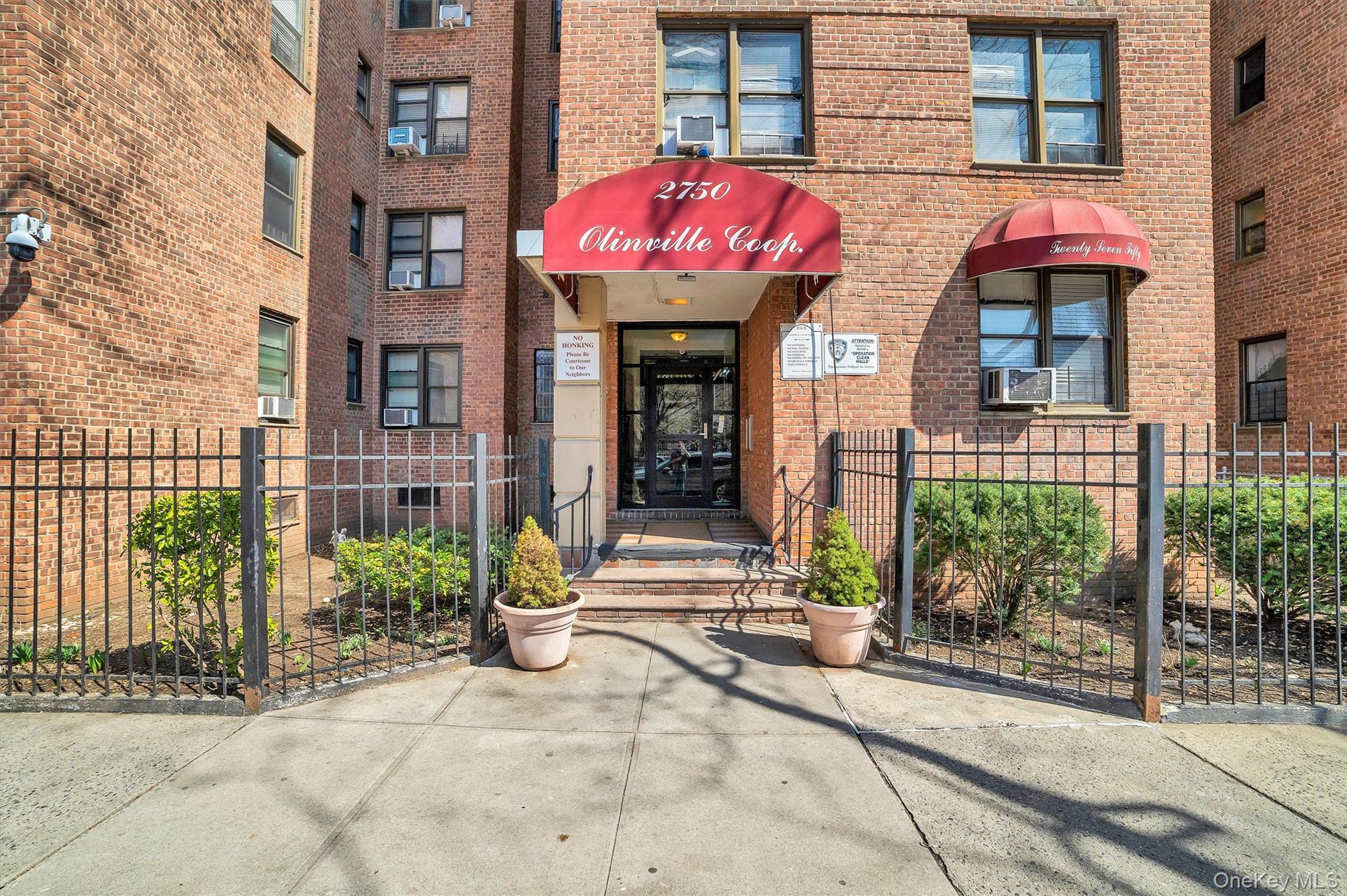 2750 Olinville Avenue, Unit 1K