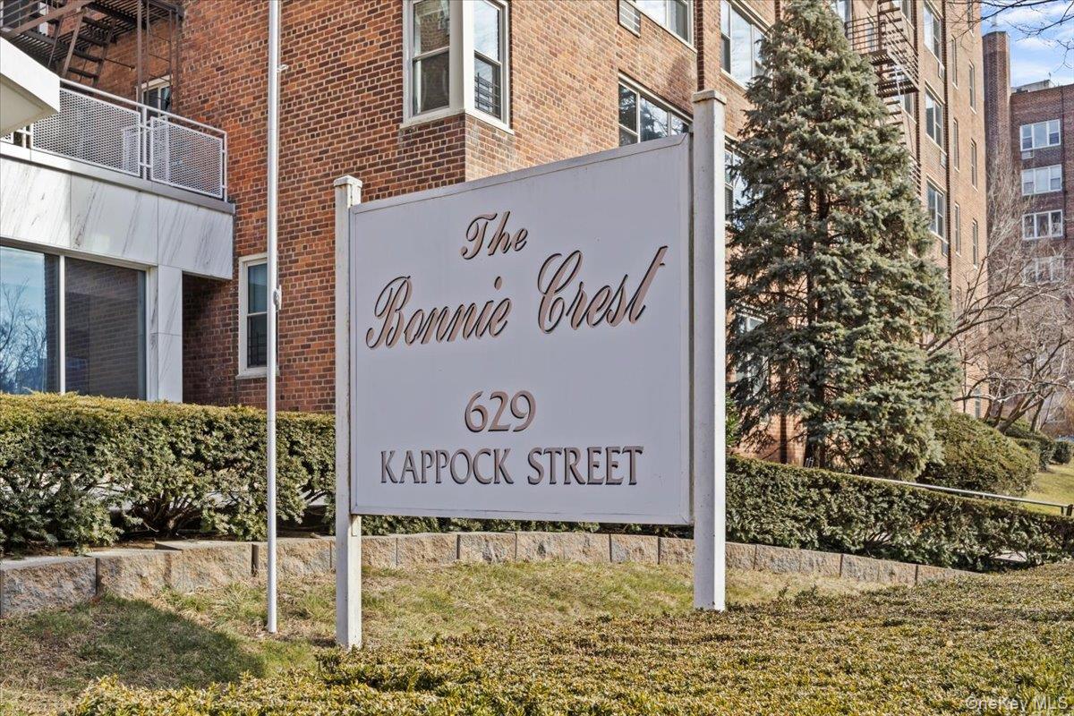 629 Kappock Street, Unit 4G photo 12