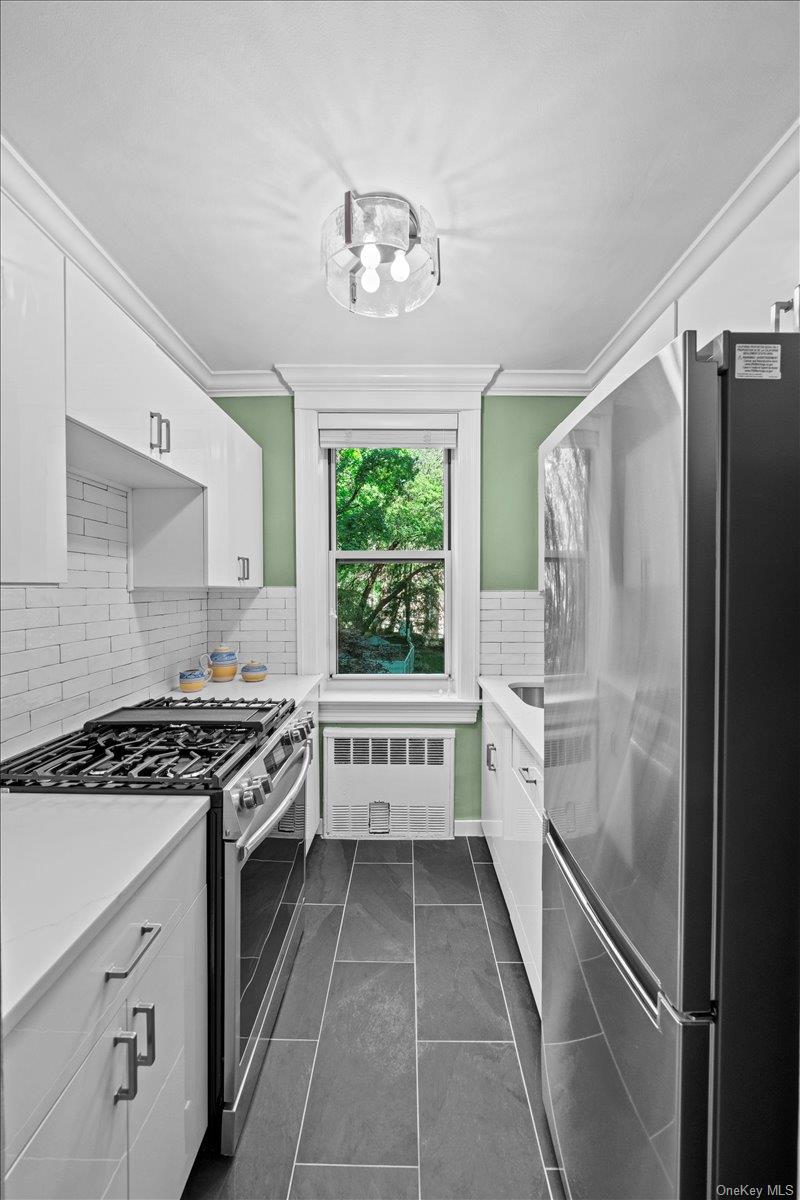 629 Kappock Street, Unit 4G photo 2