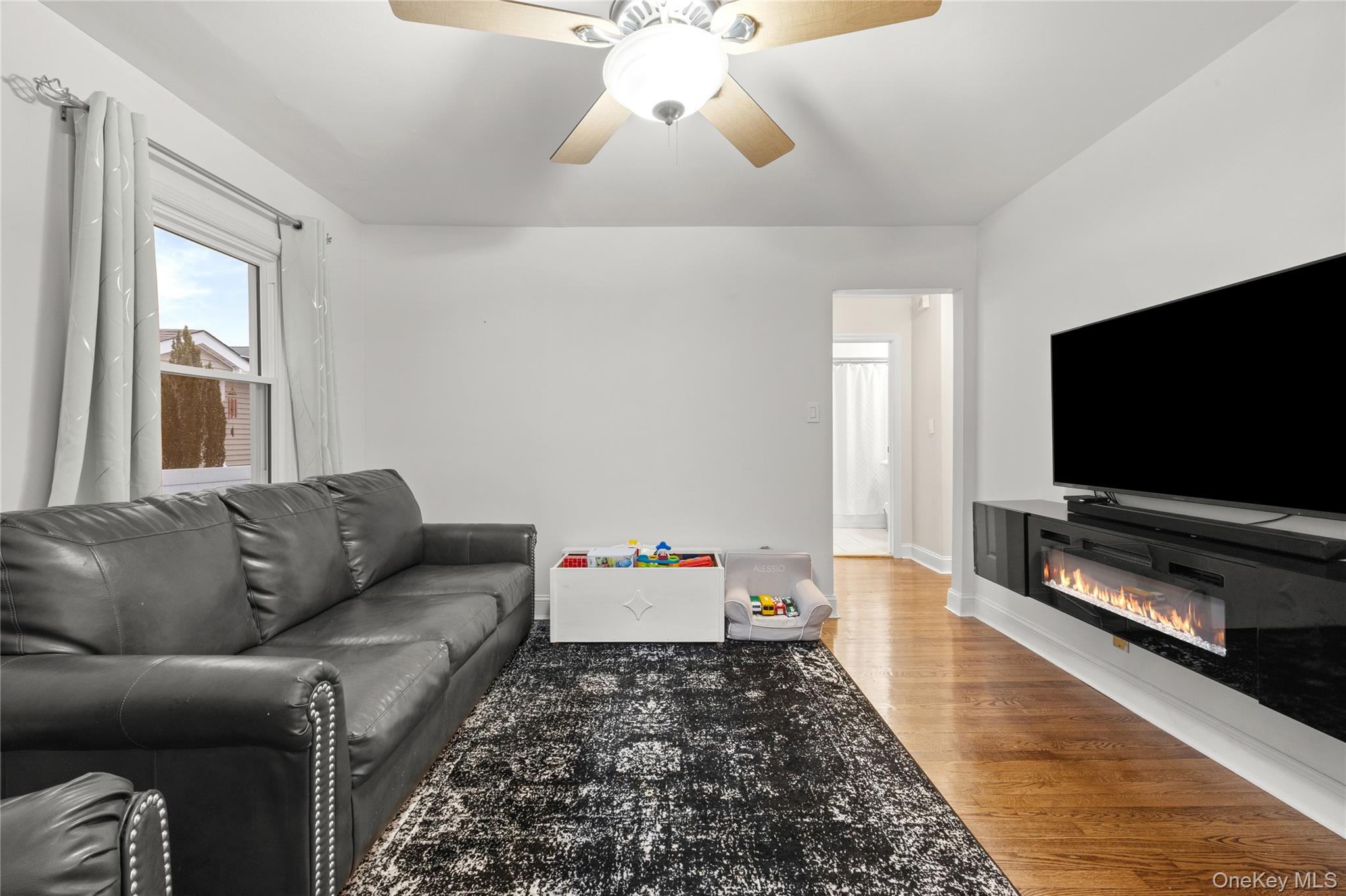 2379 Willow Street – For Sale photo 15