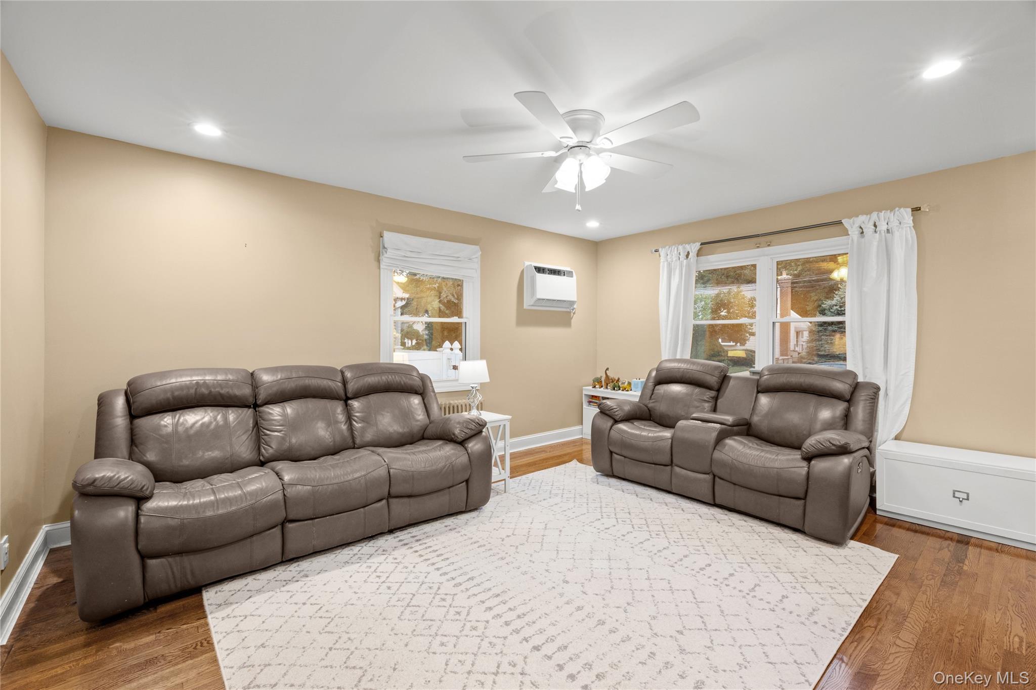 2379 Willow Street – For Sale photo 7