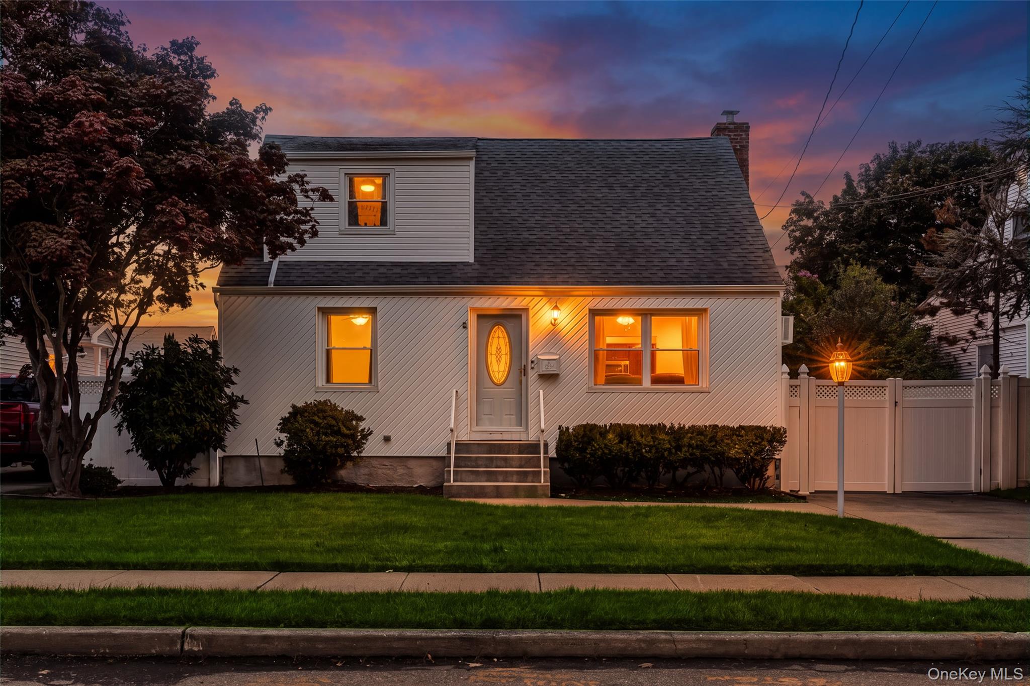2379 Willow Street – For Sale