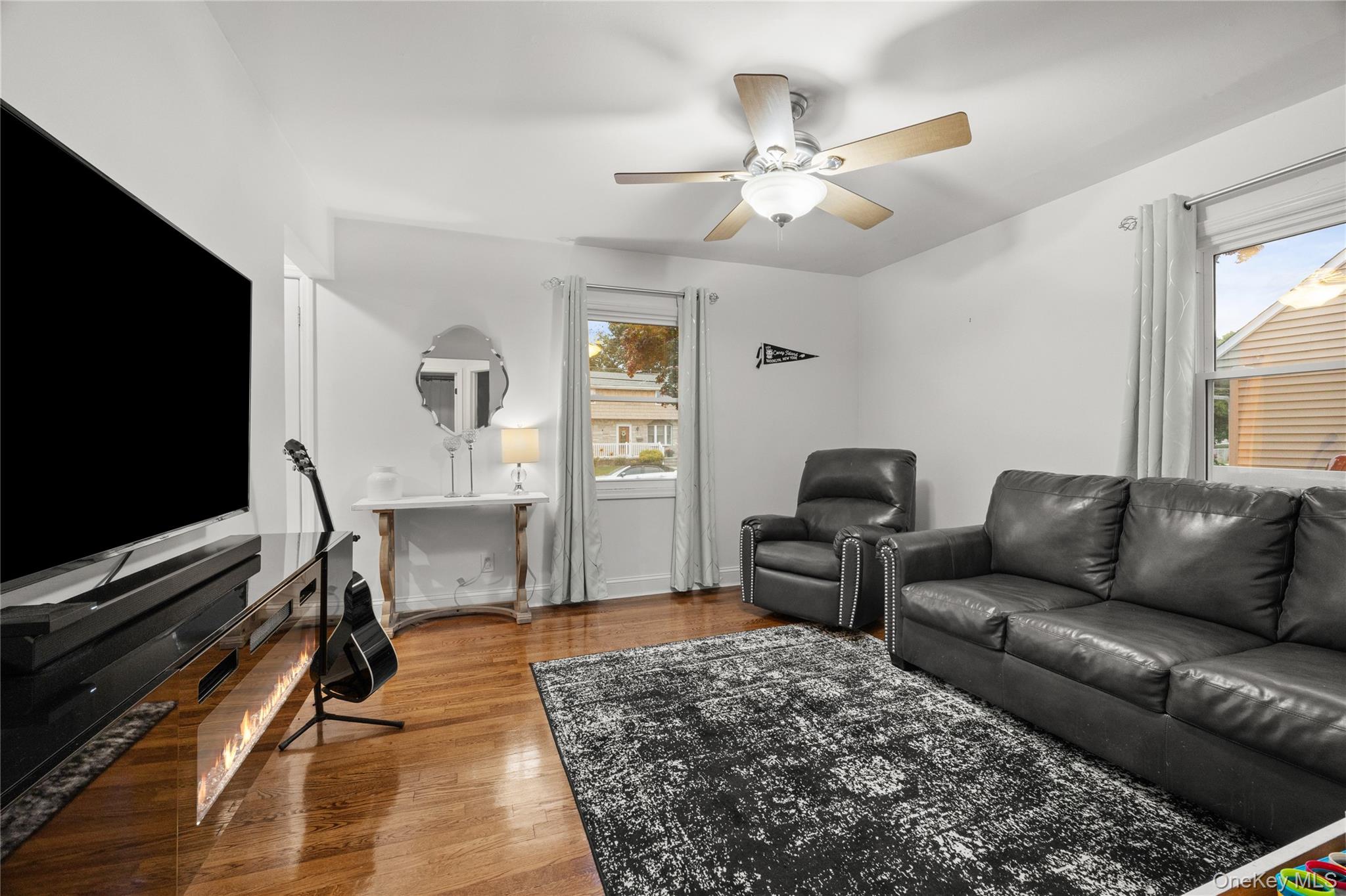 2379 Willow Street – For Sale photo 14