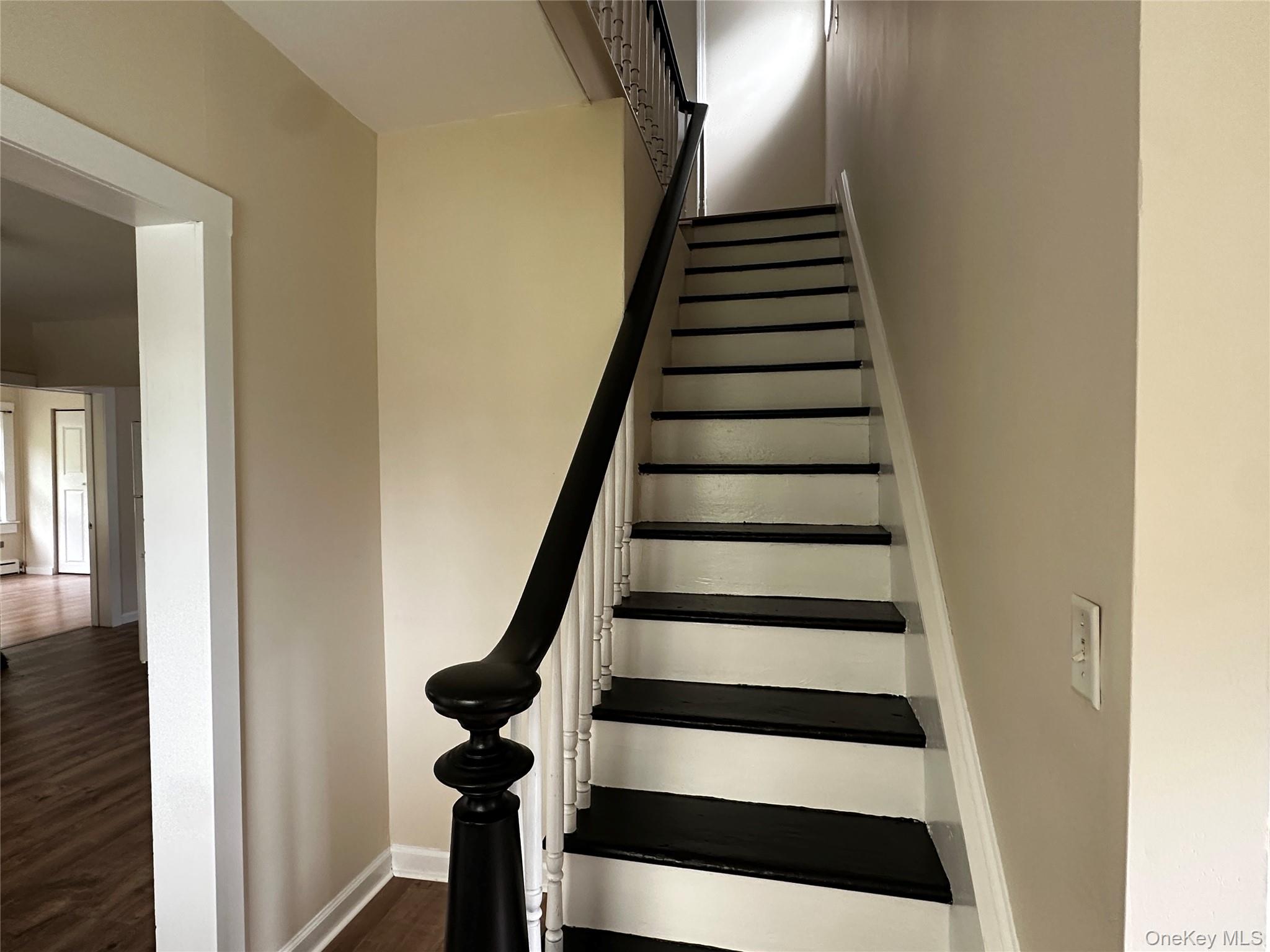 245-249 Lattintown Road – For Sale photo 12
