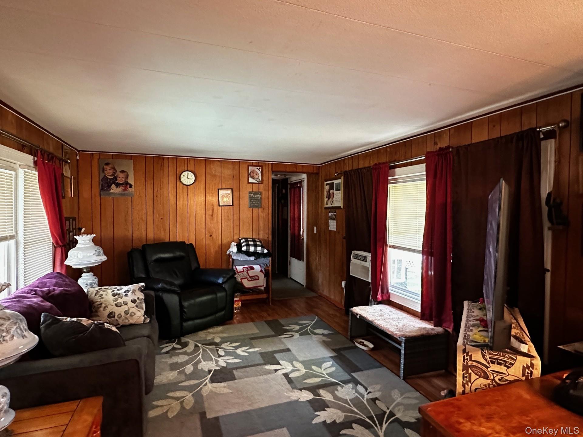 245-249 Lattintown Road – For Sale photo 34