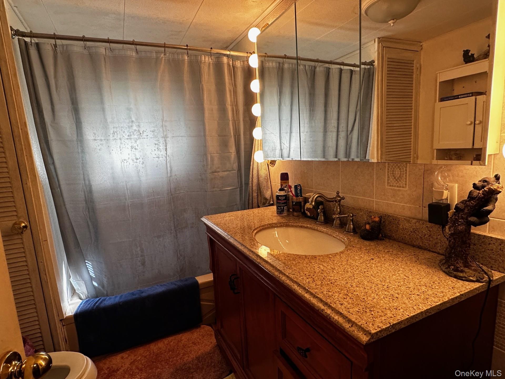245-249 Lattintown Road – For Sale photo 36