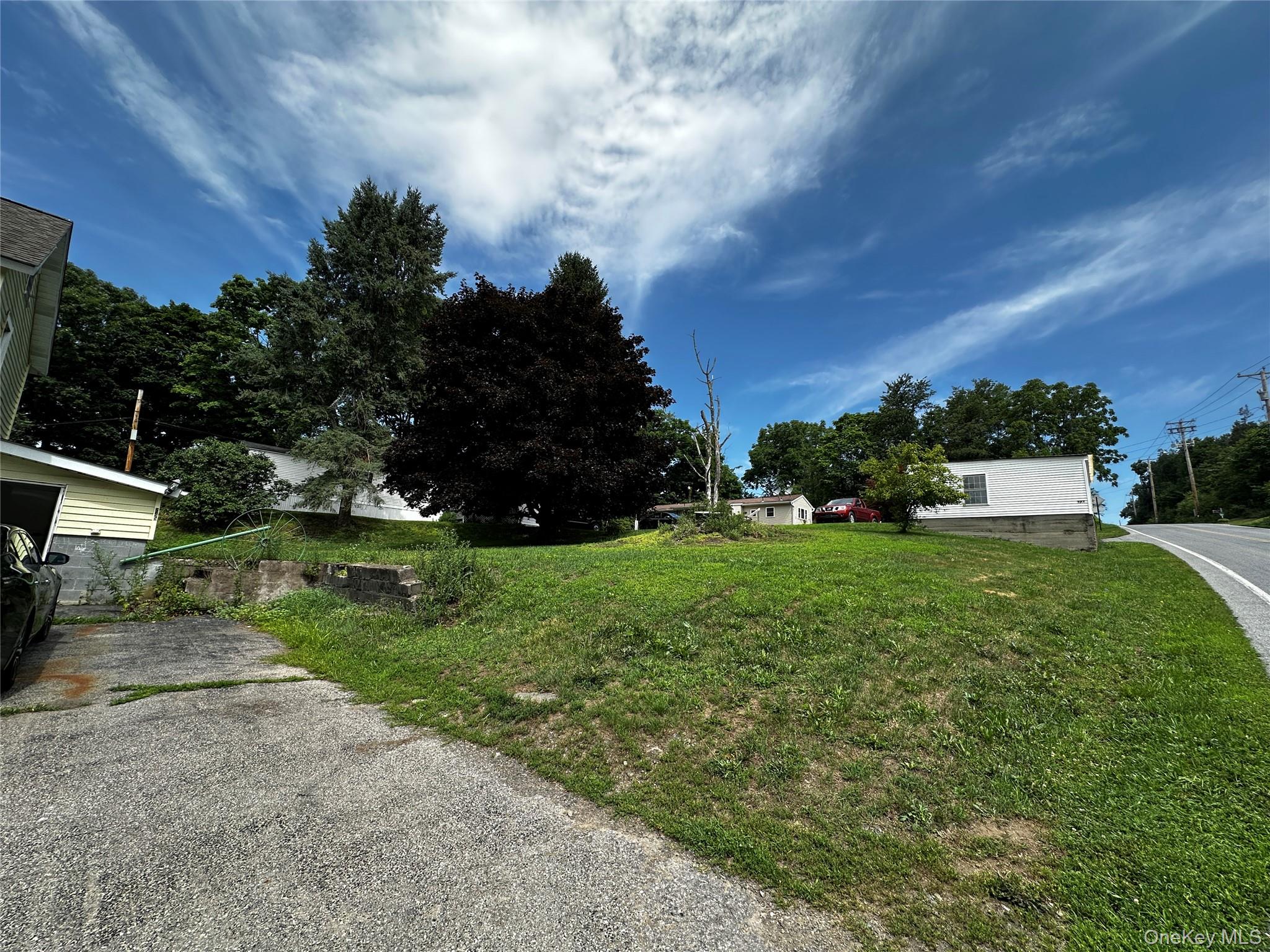 245-249 Lattintown Road – For Sale photo 23