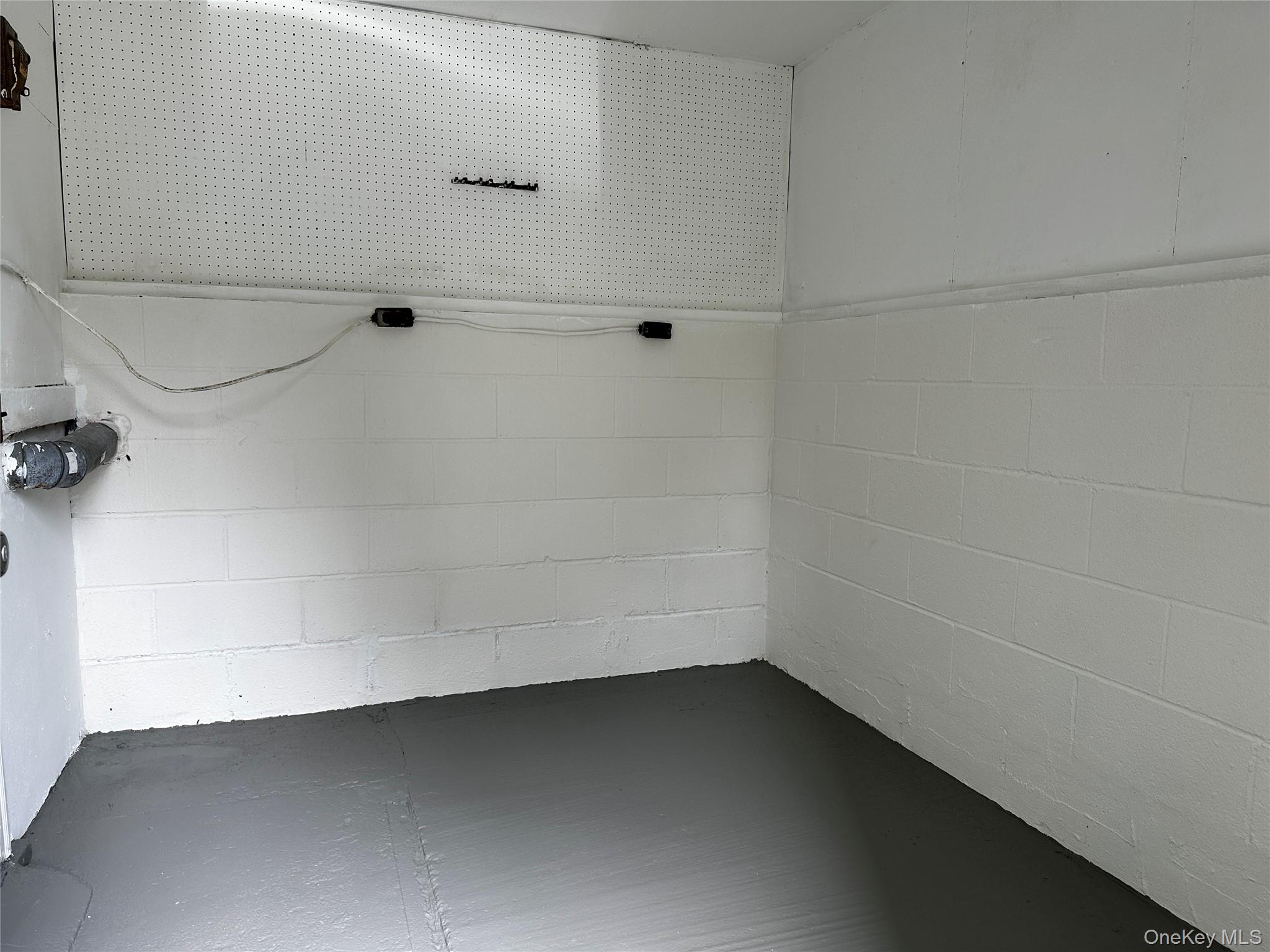 245-249 Lattintown Road – For Sale photo 24