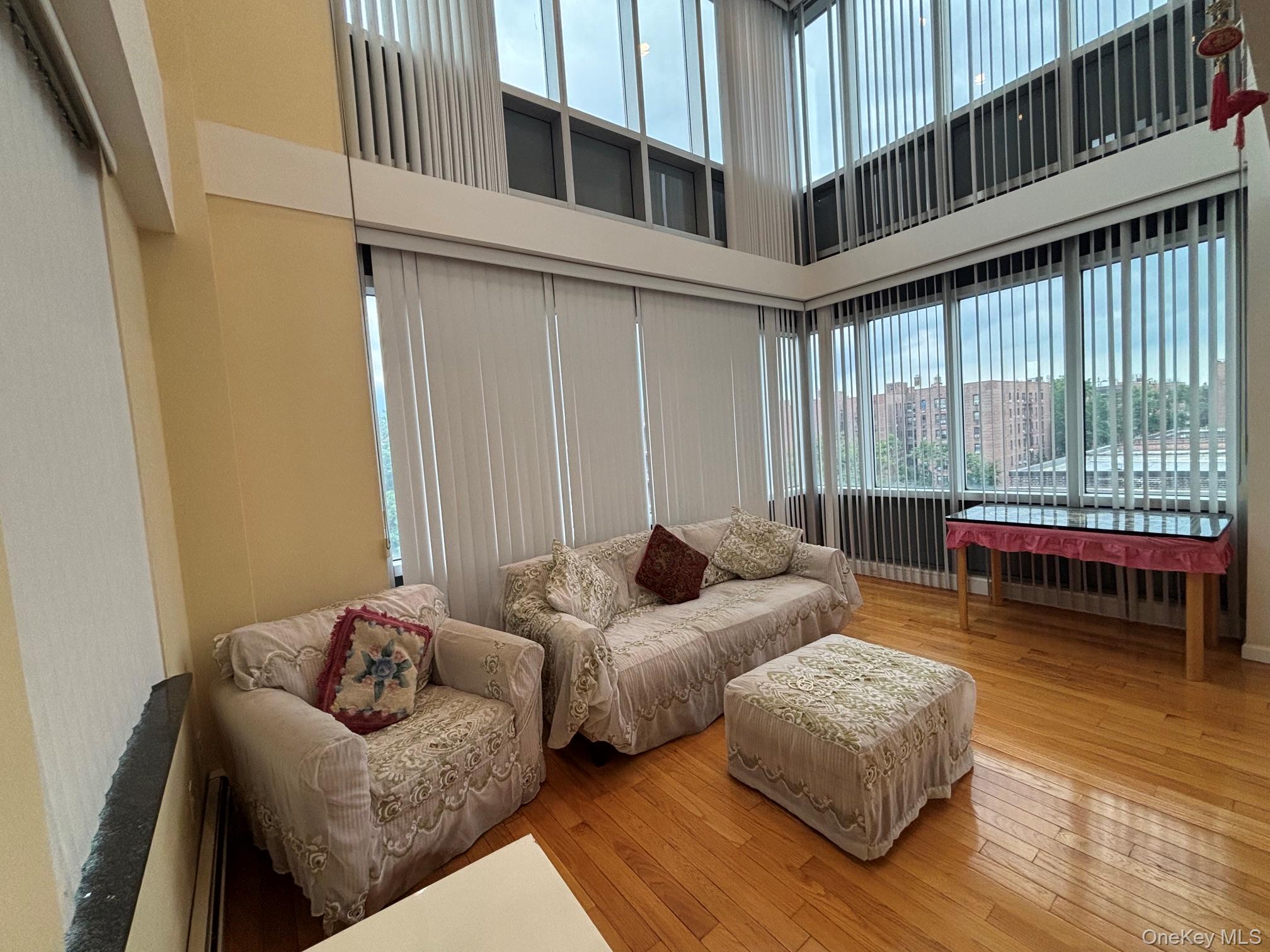 38-30 Parsons Boulevard, Unit PHC photo 3