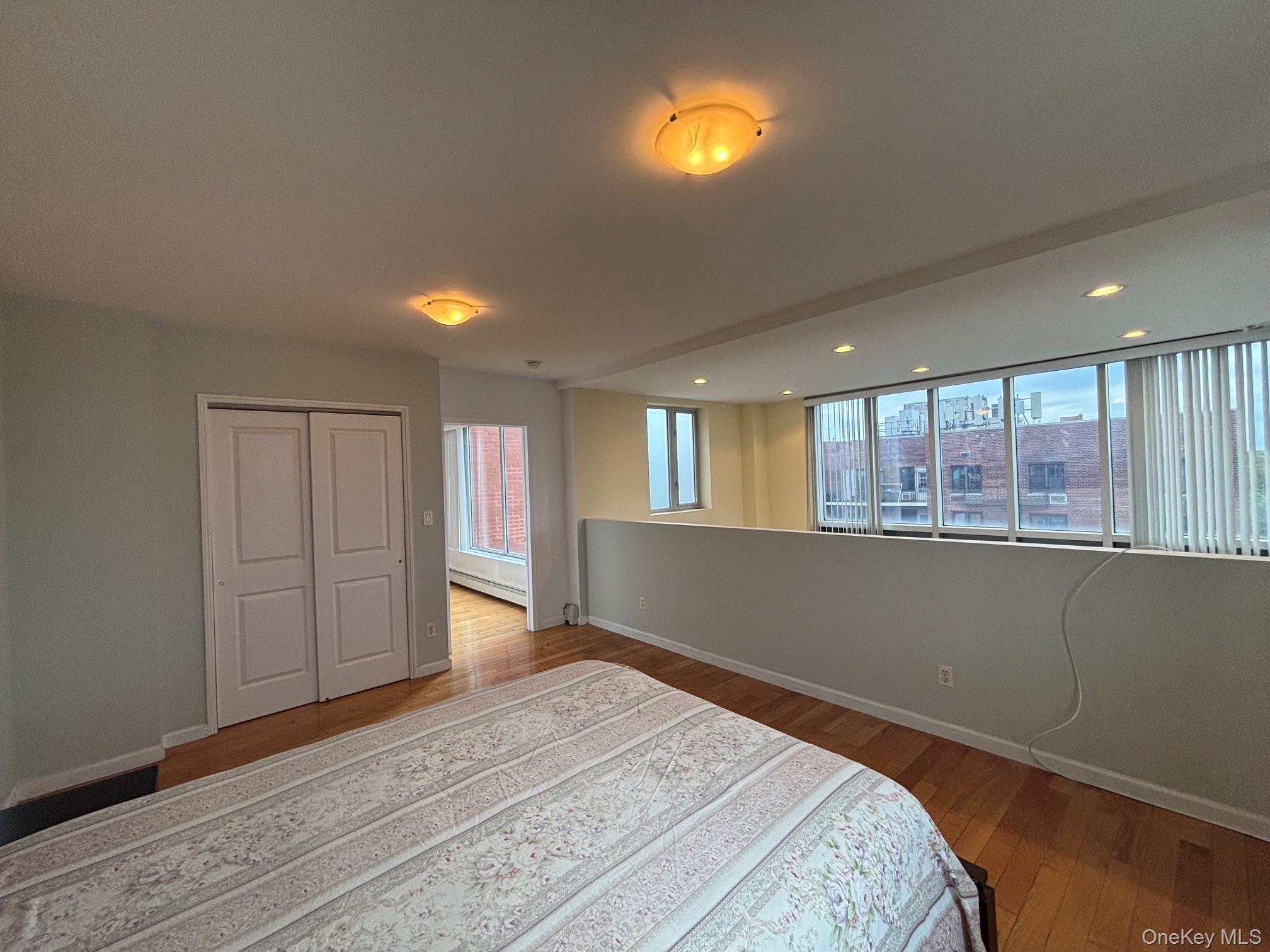 38-30 Parsons Boulevard, Unit PHC photo 16