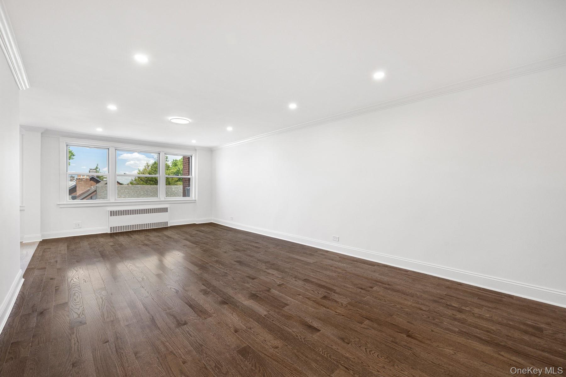69-45 108th Street, Unit 4F photo 5