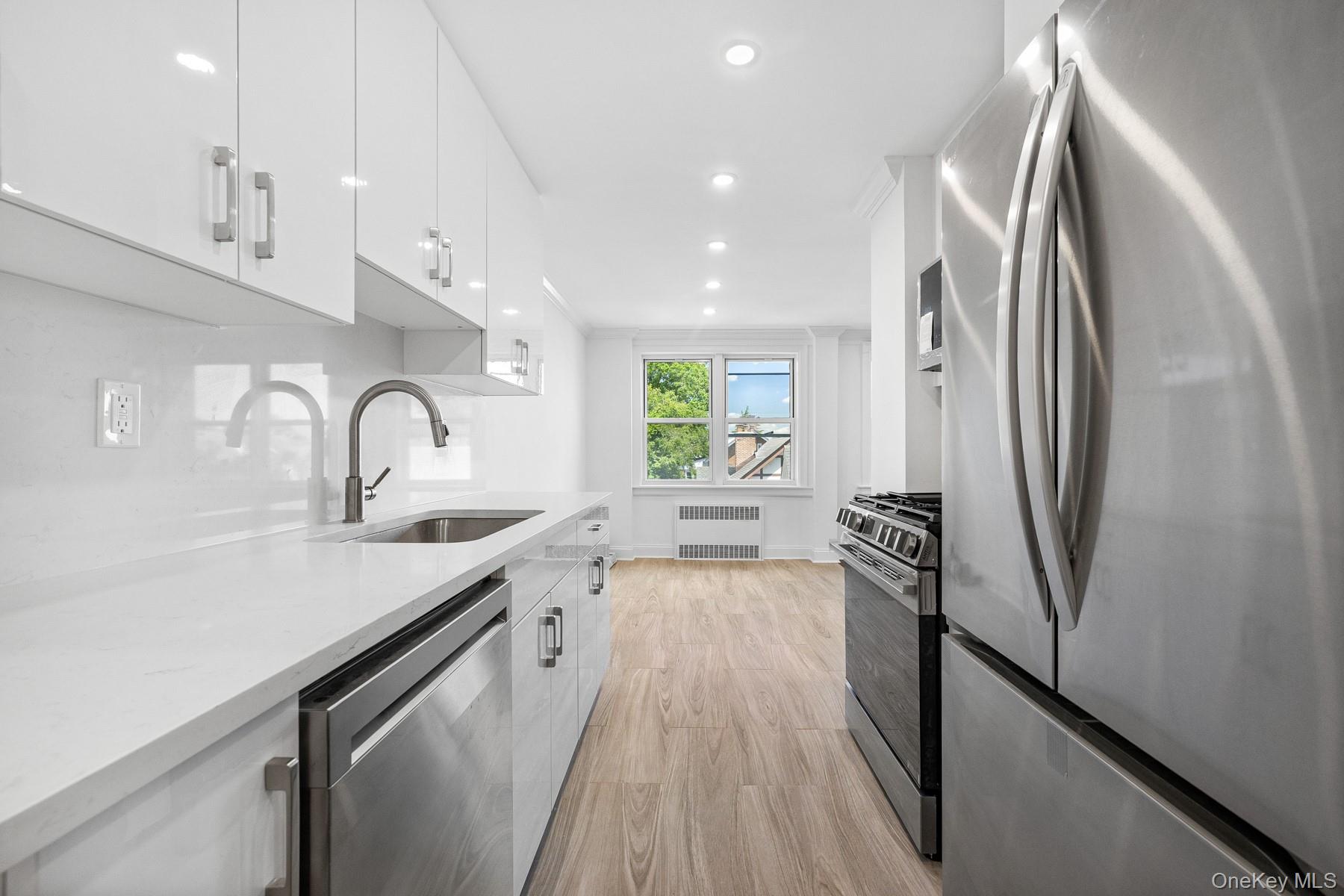 69-45 108th Street, Unit 4F photo 10