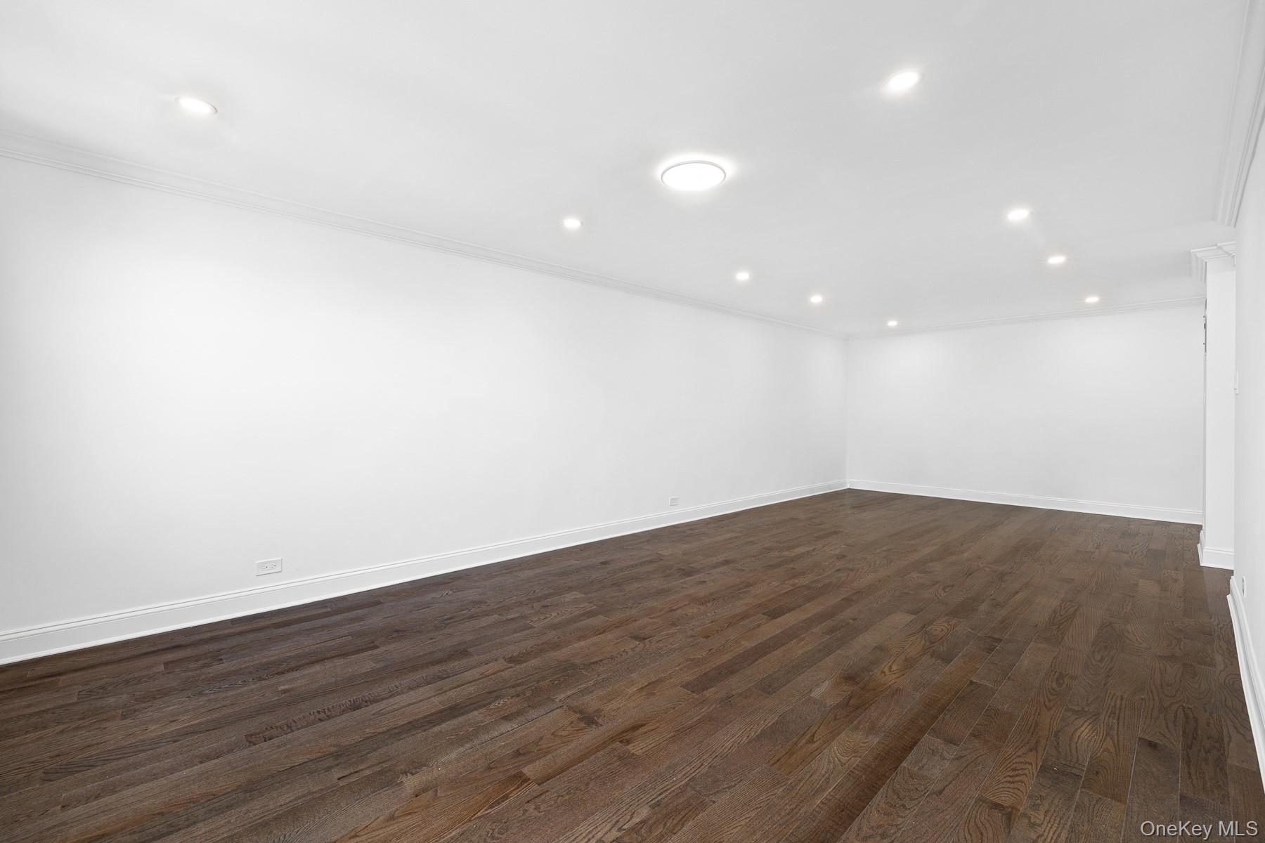 69-45 108th Street, Unit 4F photo 9
