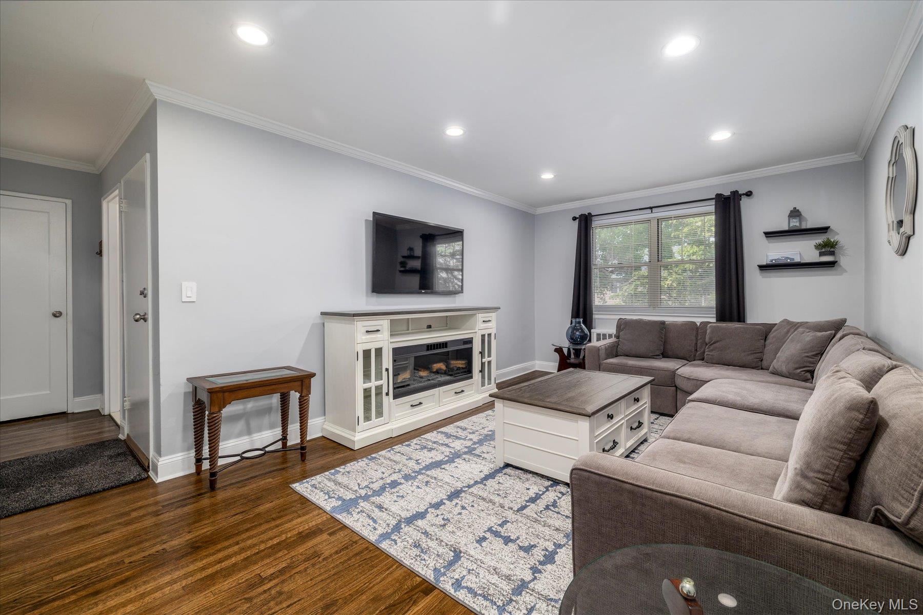 3 N. Lewis Place, Unit 3-2.4 B photo 4