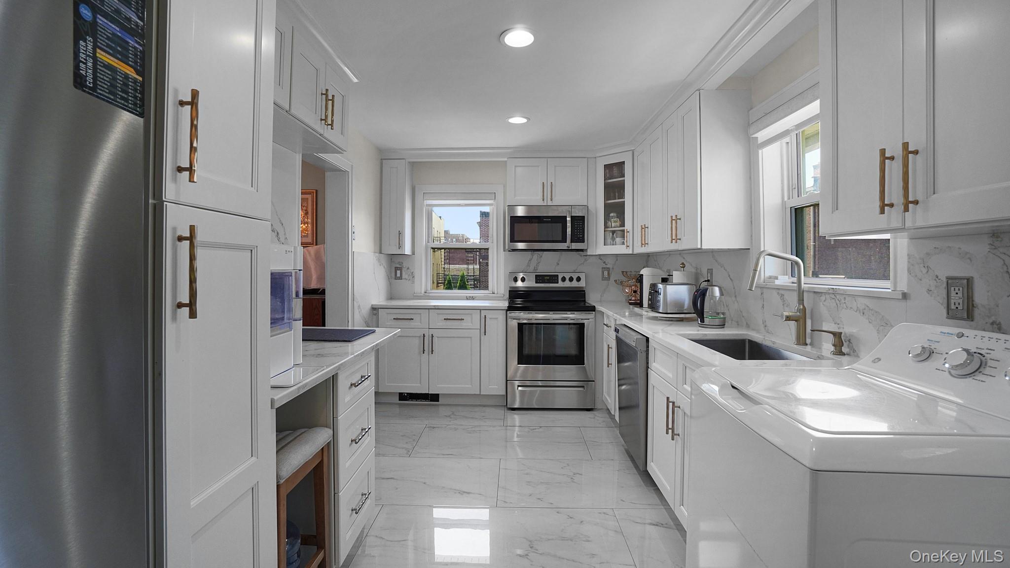 18 Edgewood Avenue – For Sale photo 9
