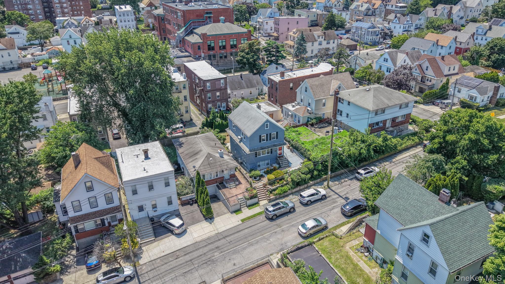 18 Edgewood Avenue – For Sale photo 2