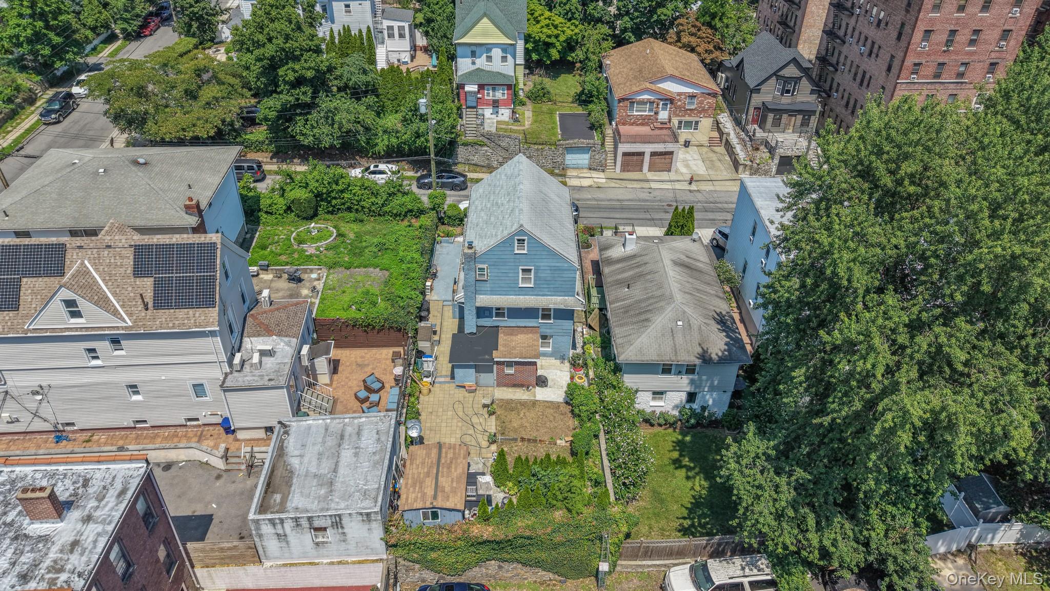 18 Edgewood Avenue – For Sale photo 3