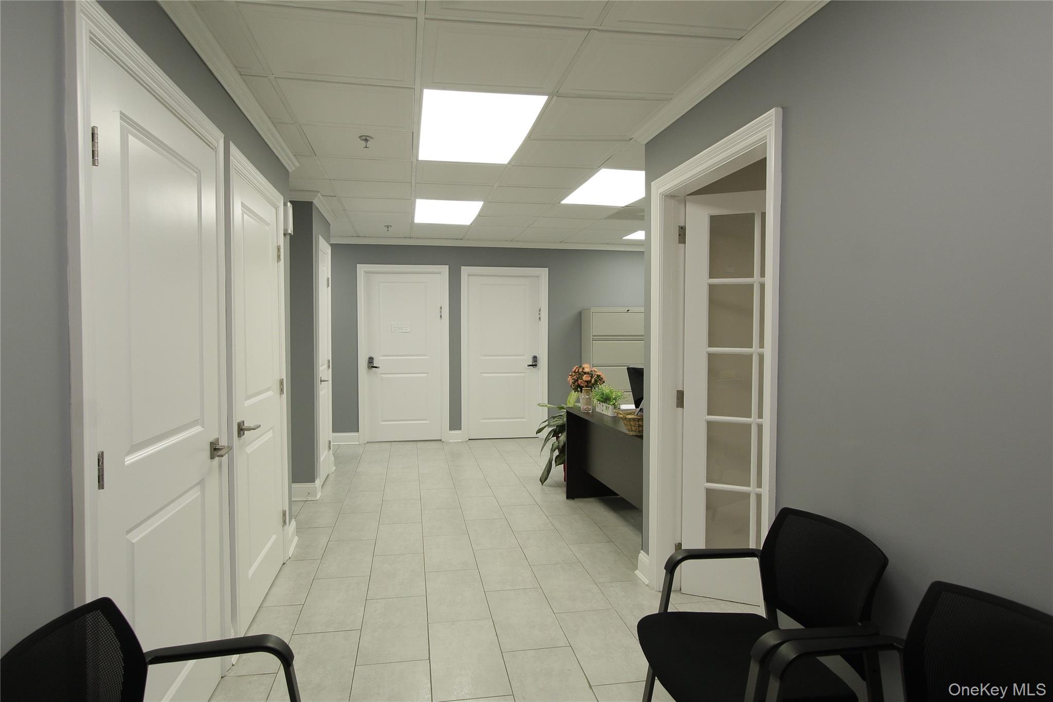 233 E Shore Road, Unit 210 B photo 7