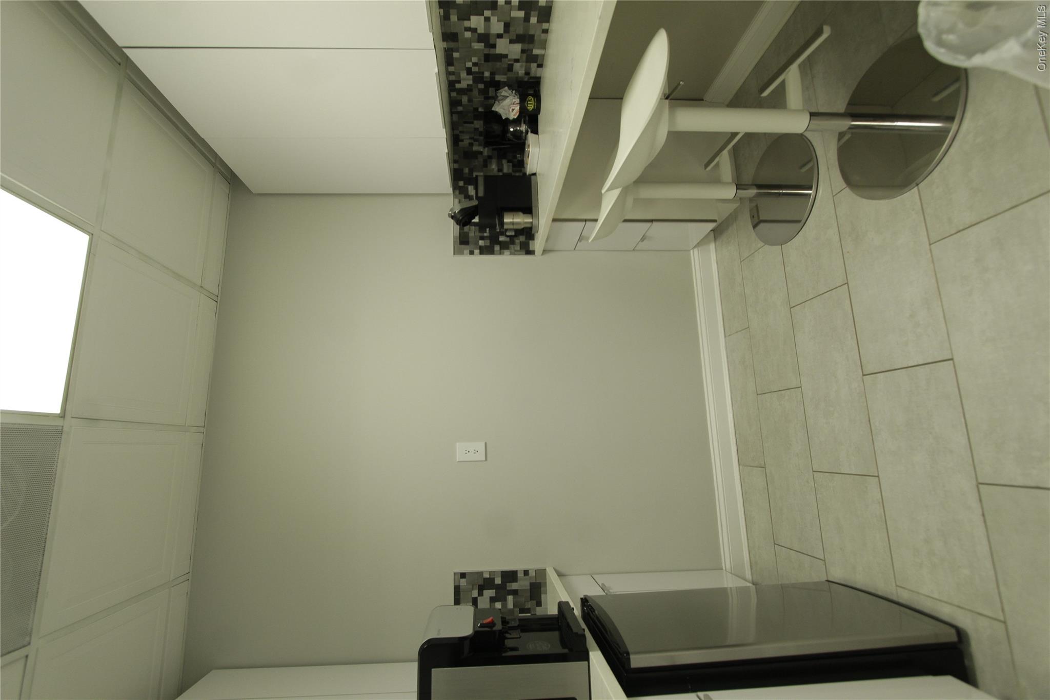 233 E Shore Road, Unit 210 B photo 14