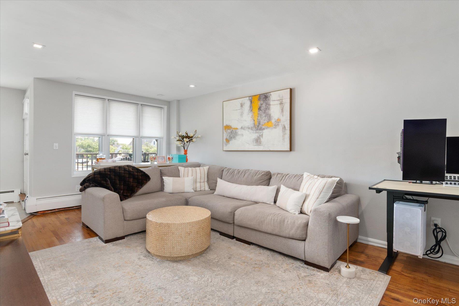 60 Hempstead Avenue, Unit 2C photo 7