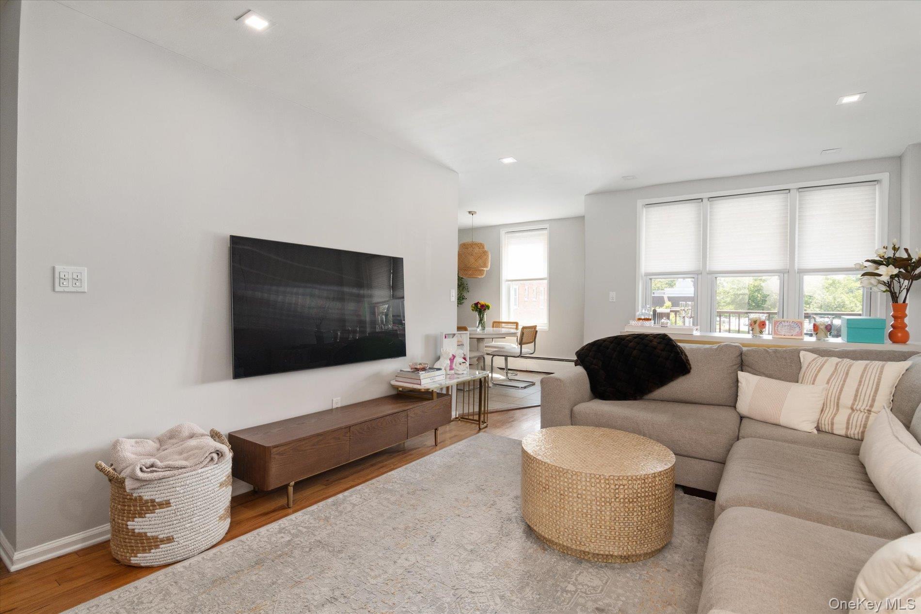 60 Hempstead Avenue, Unit 2C photo 9