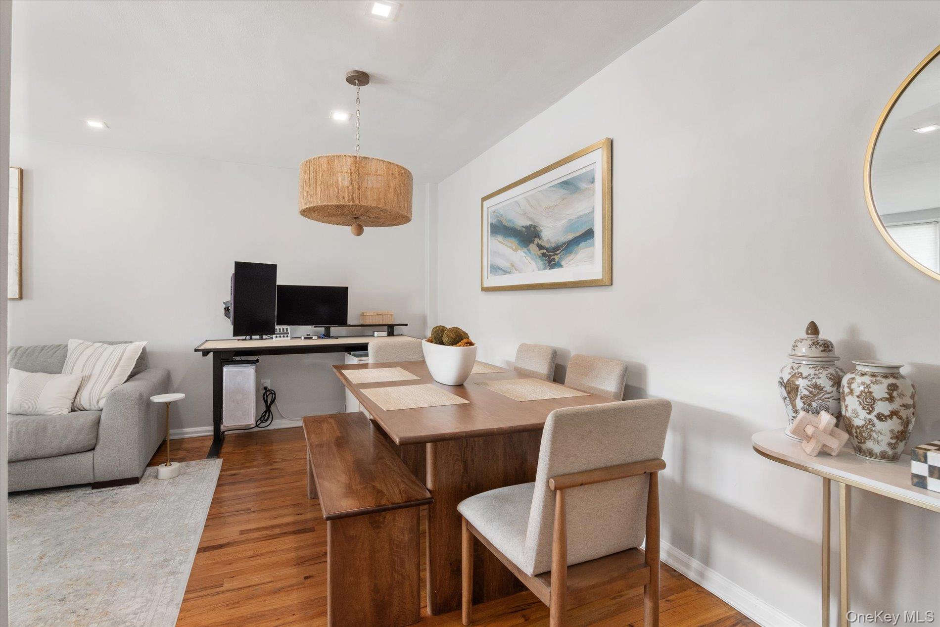 60 Hempstead Avenue, Unit 2C photo 10