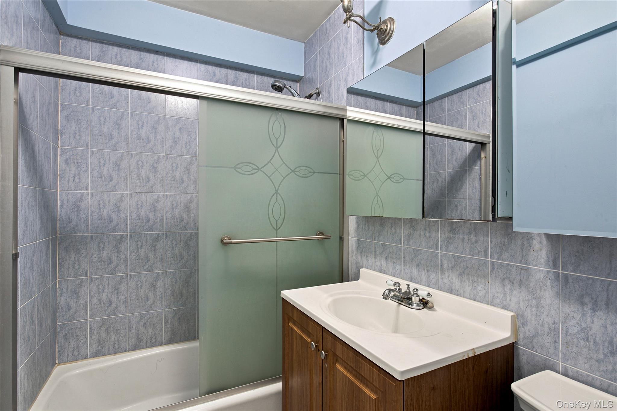 77 Carpenter Avenue, Unit 3B photo 18