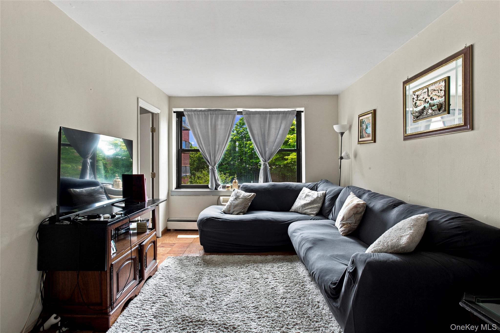 77 Carpenter Avenue, Unit 3B photo 14
