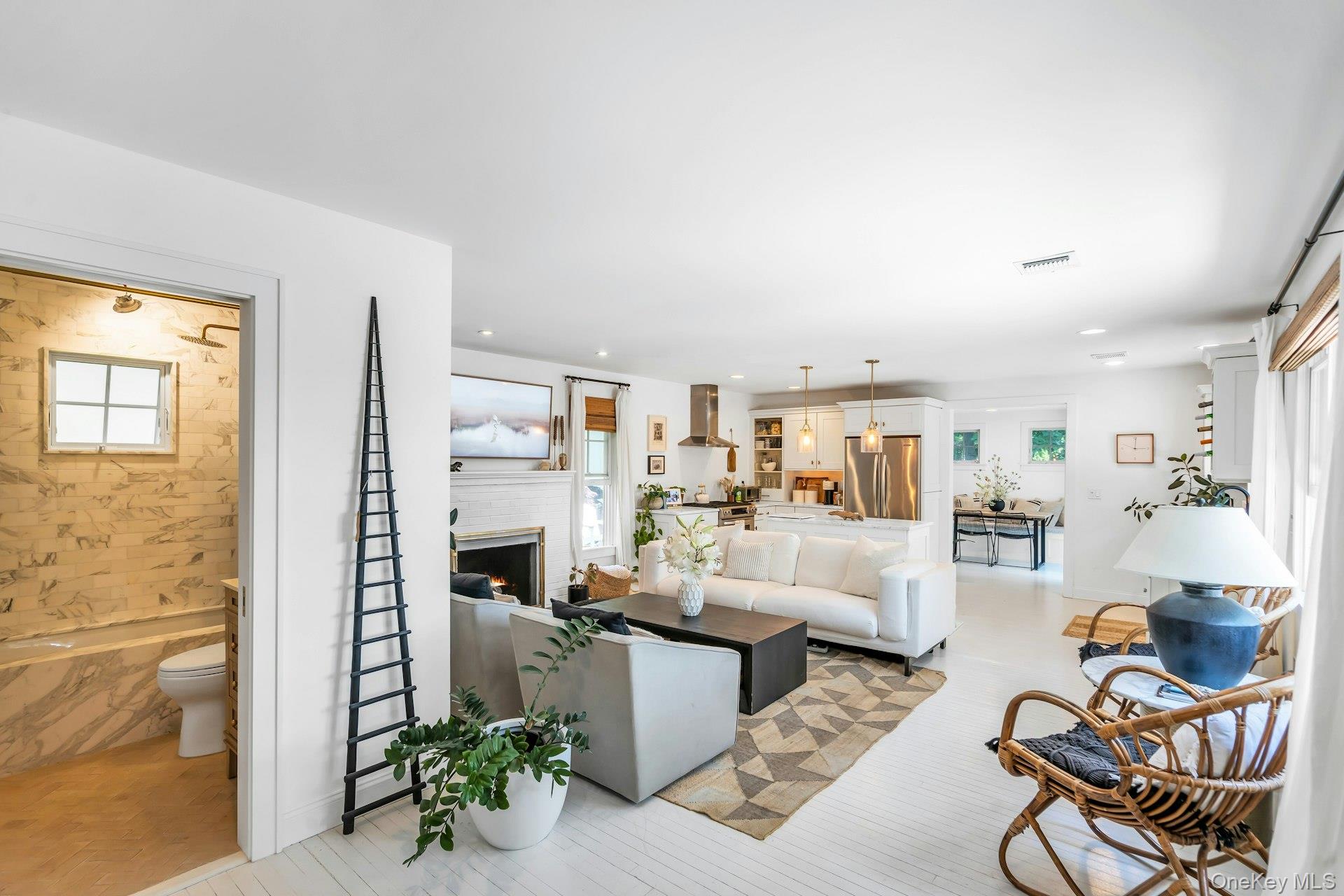 2705 W Creek Avenue – For Rent photo 7