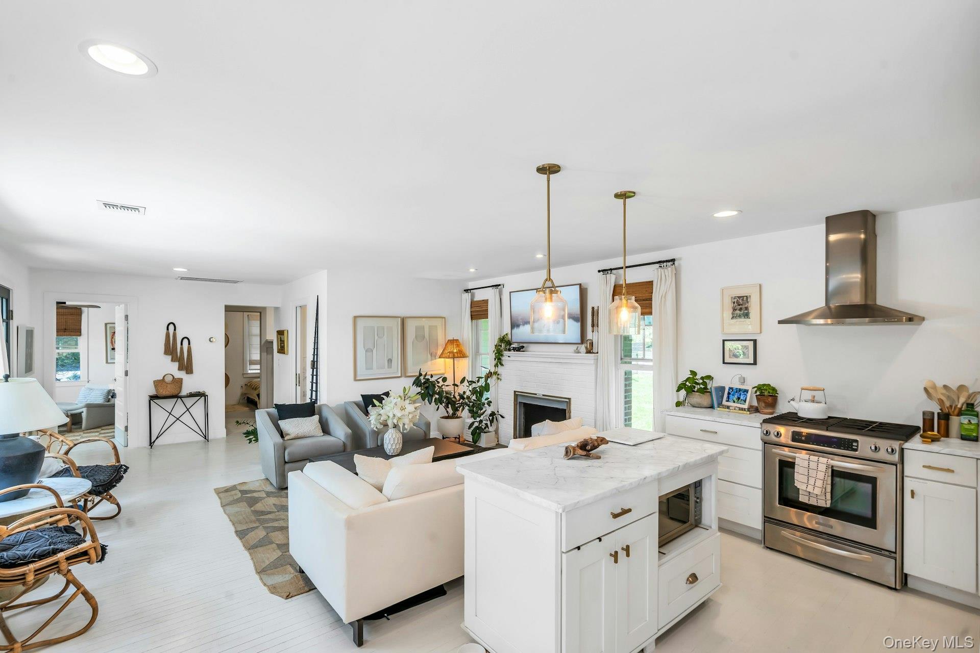 2705 W Creek Avenue – For Rent photo 9