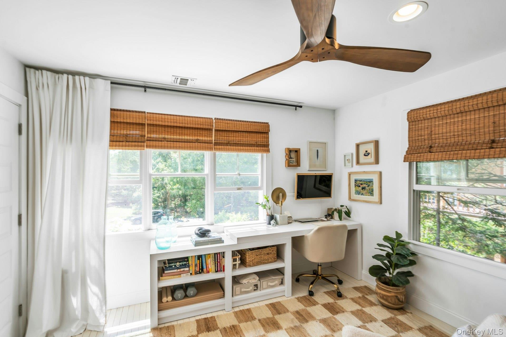 2705 W Creek Avenue – For Rent photo 19