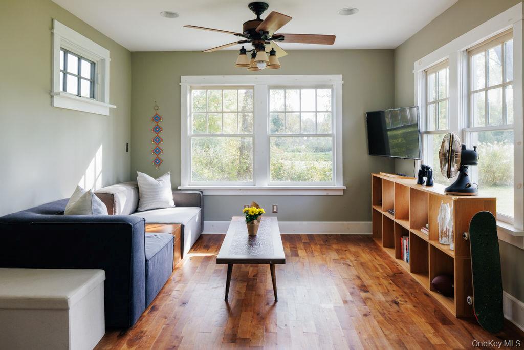 215 Moore Road – For Rent photo 13