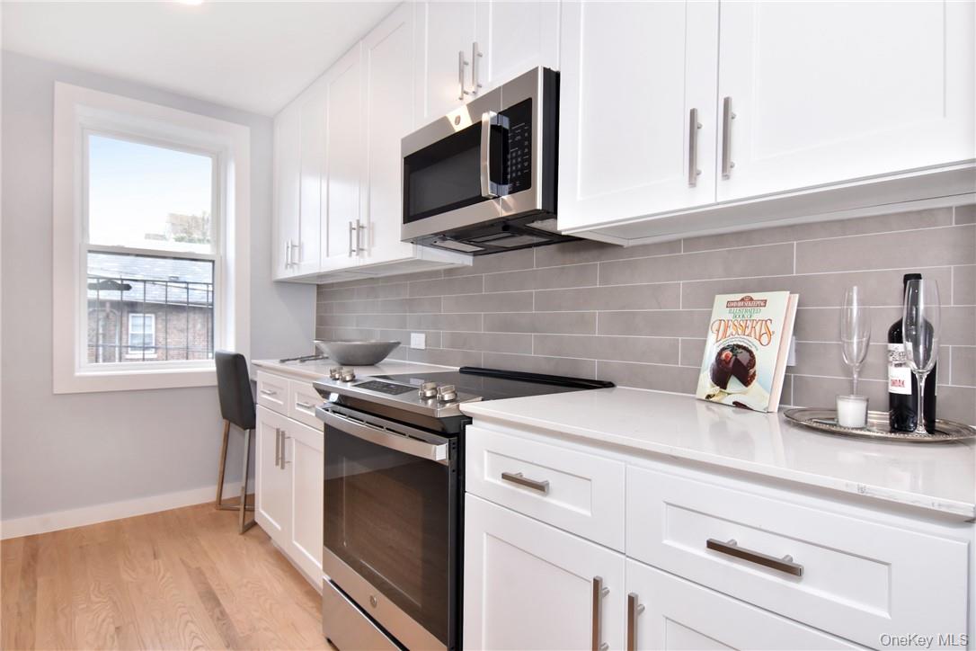 245 Wolfs Lane, Unit 3C photo 7