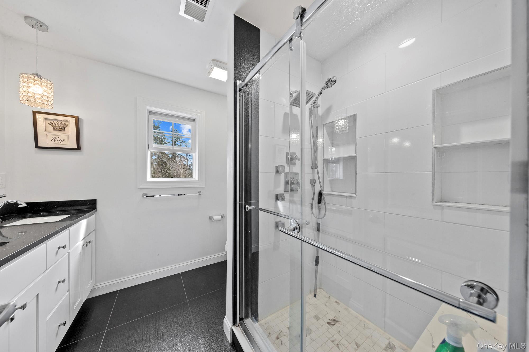 2 Atwood Lane – For Sale photo 22
