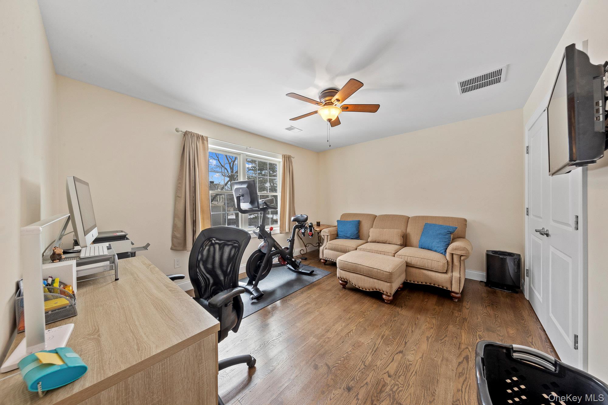 2 Atwood Lane – For Sale photo 16