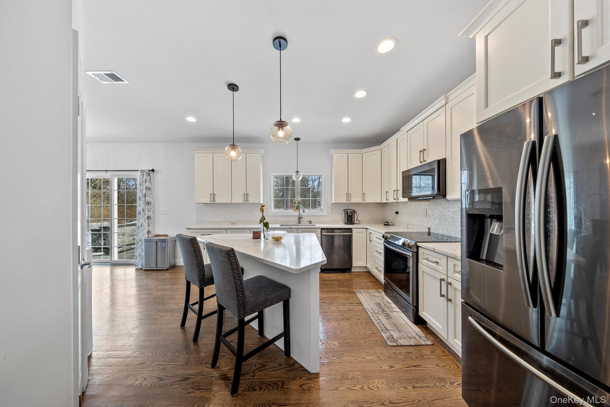 2 Atwood Lane – For Sale photo 6