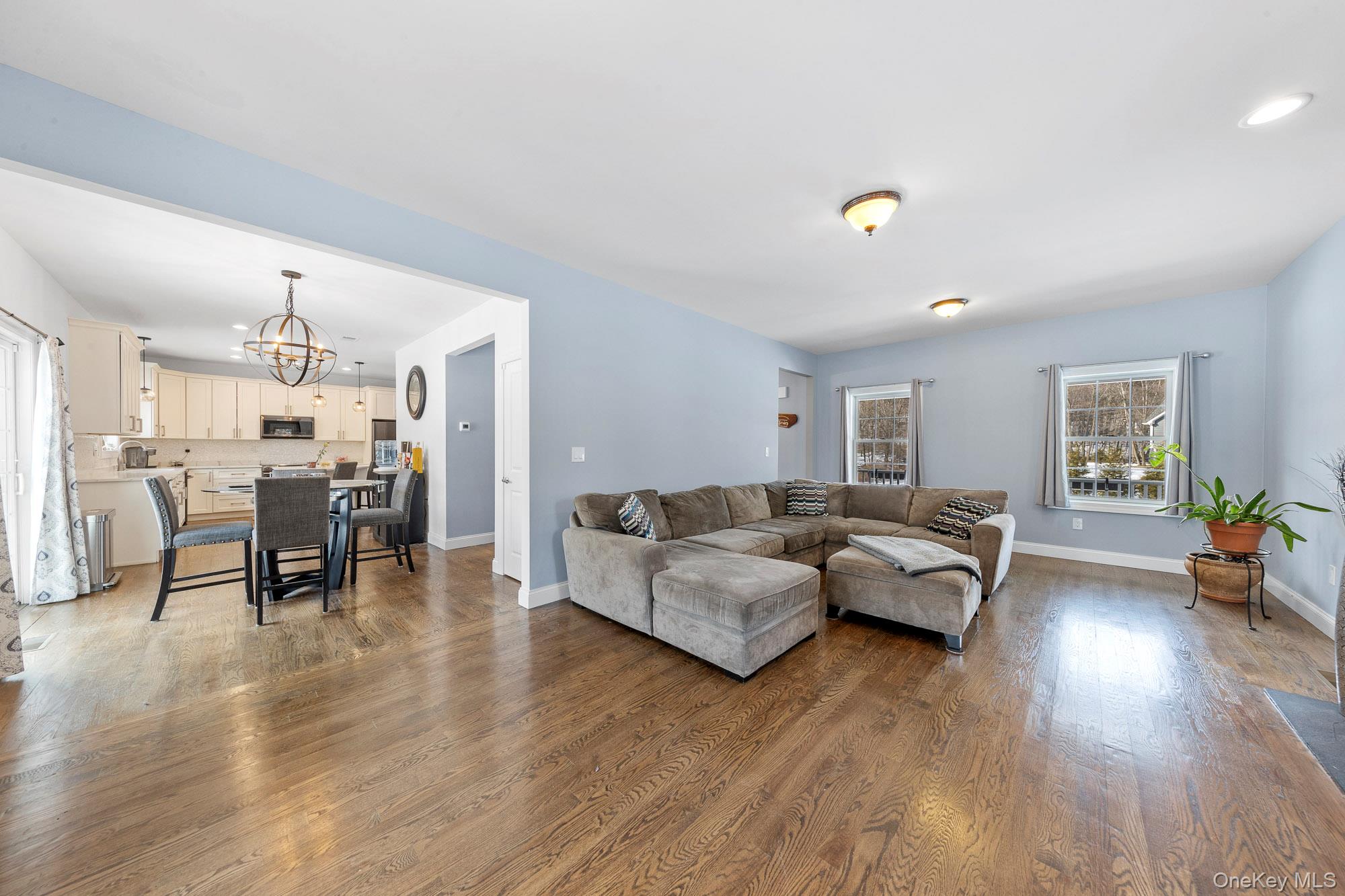 2 Atwood Lane – For Sale photo 11