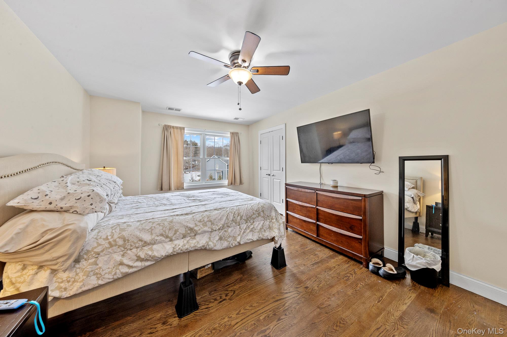 2 Atwood Lane – For Sale photo 18