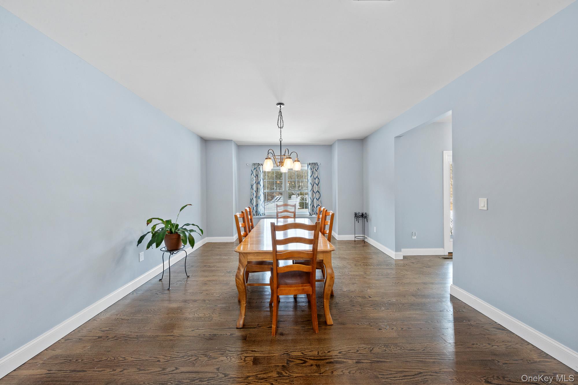 2 Atwood Lane – For Sale photo 5