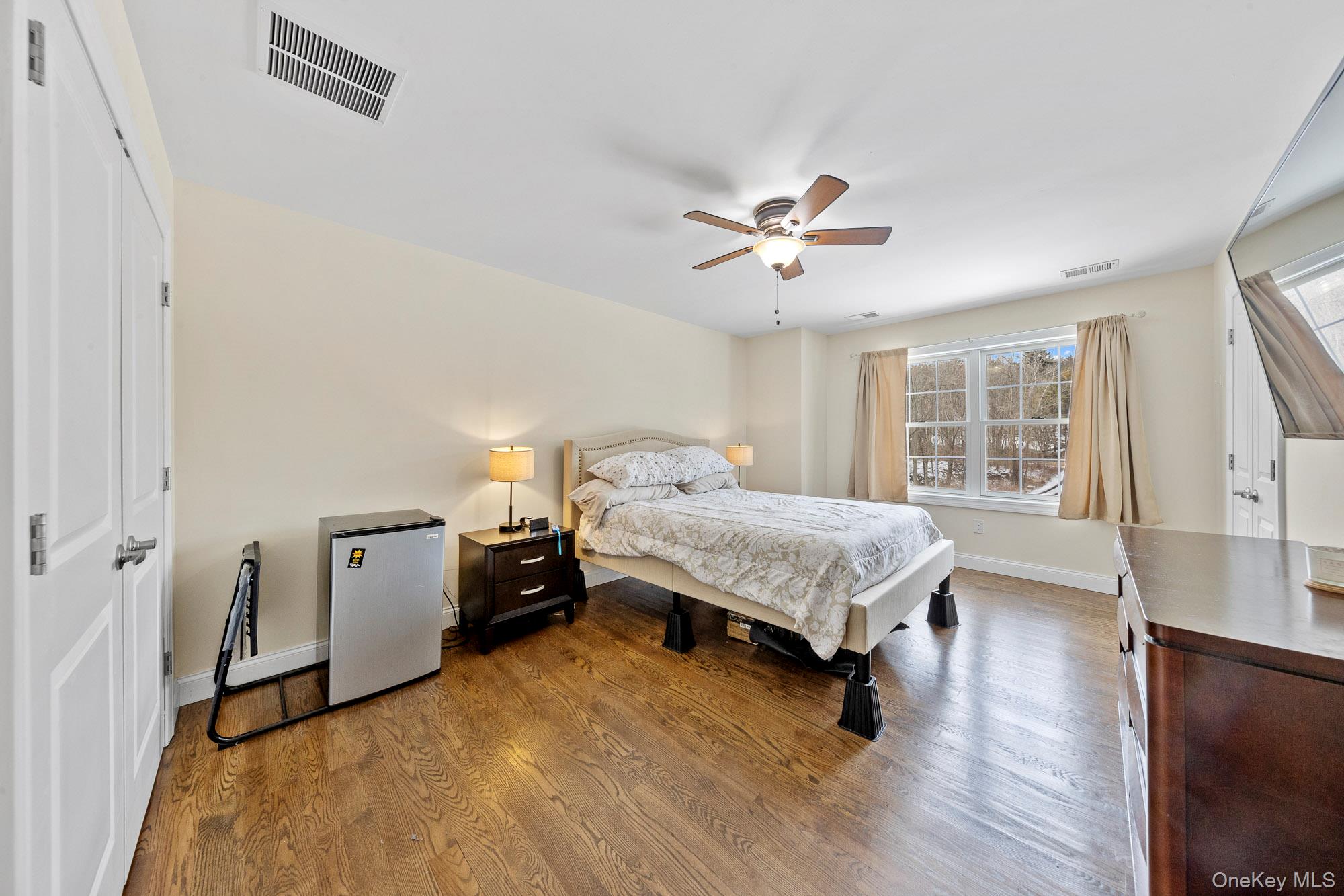 2 Atwood Lane – For Sale photo 17