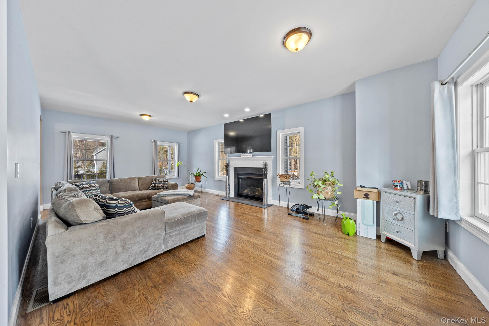 2 Atwood Lane – For Sale photo 9